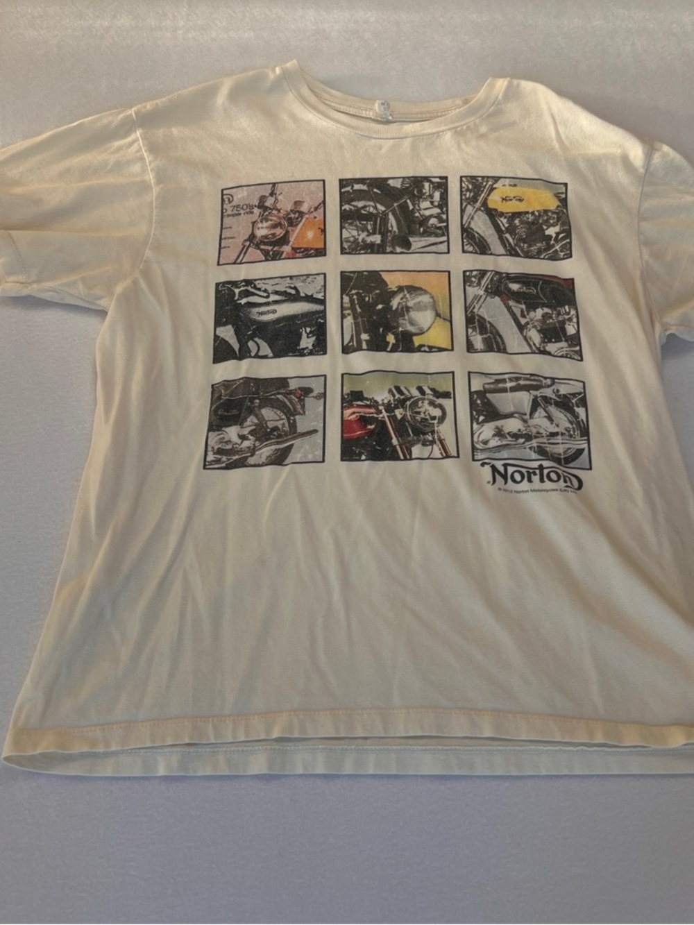 Norton Motorcycle Graphic T Shirt Size S Beige PS Vintage 2010s Biker Cafe Racer